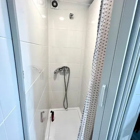 Double With Shared Bathroom G1 In Gasthof Oeiras