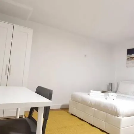 Double With Shared Bathroom G1 In Gasthof *